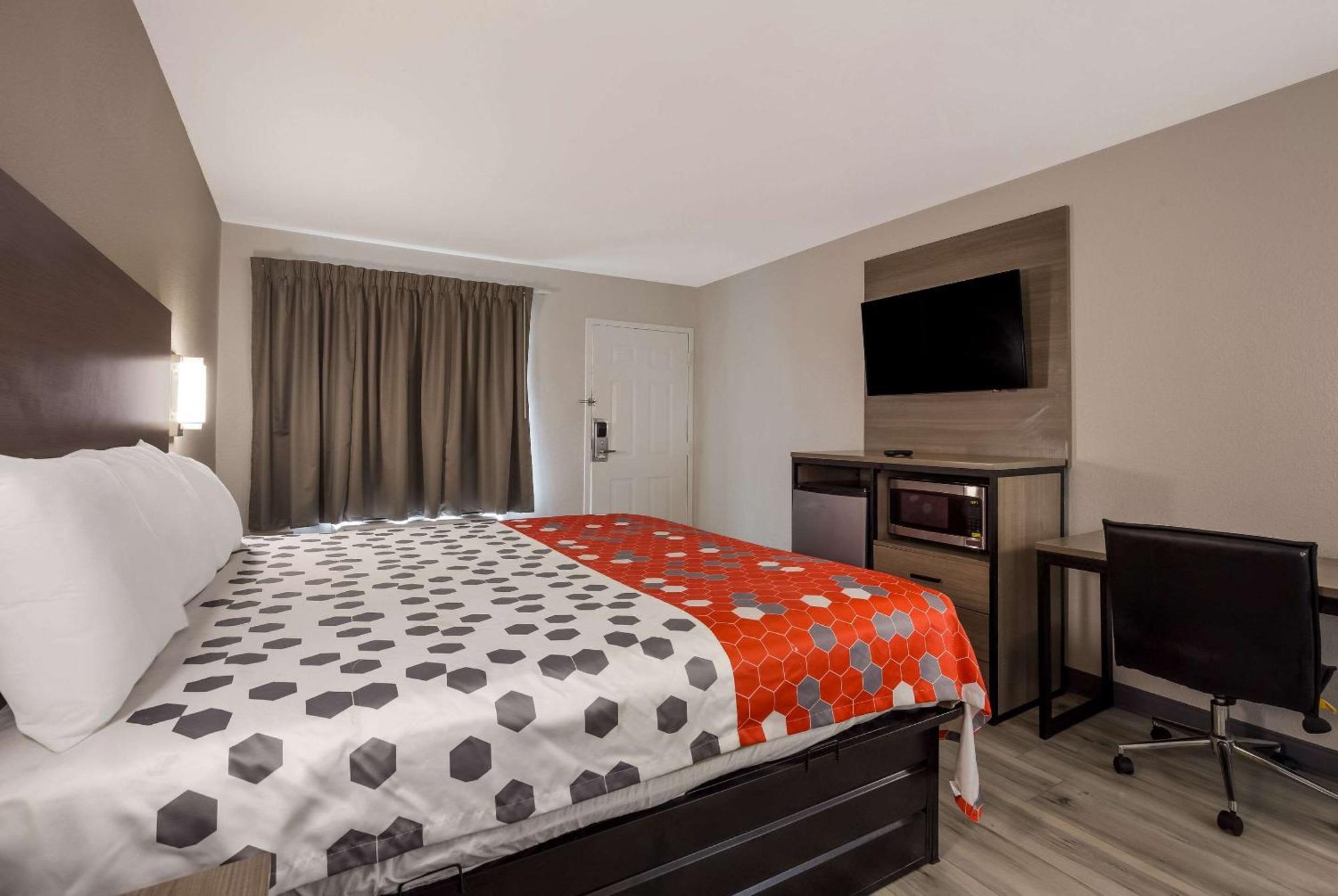 Econo Lodge Mobile Extérieur photo