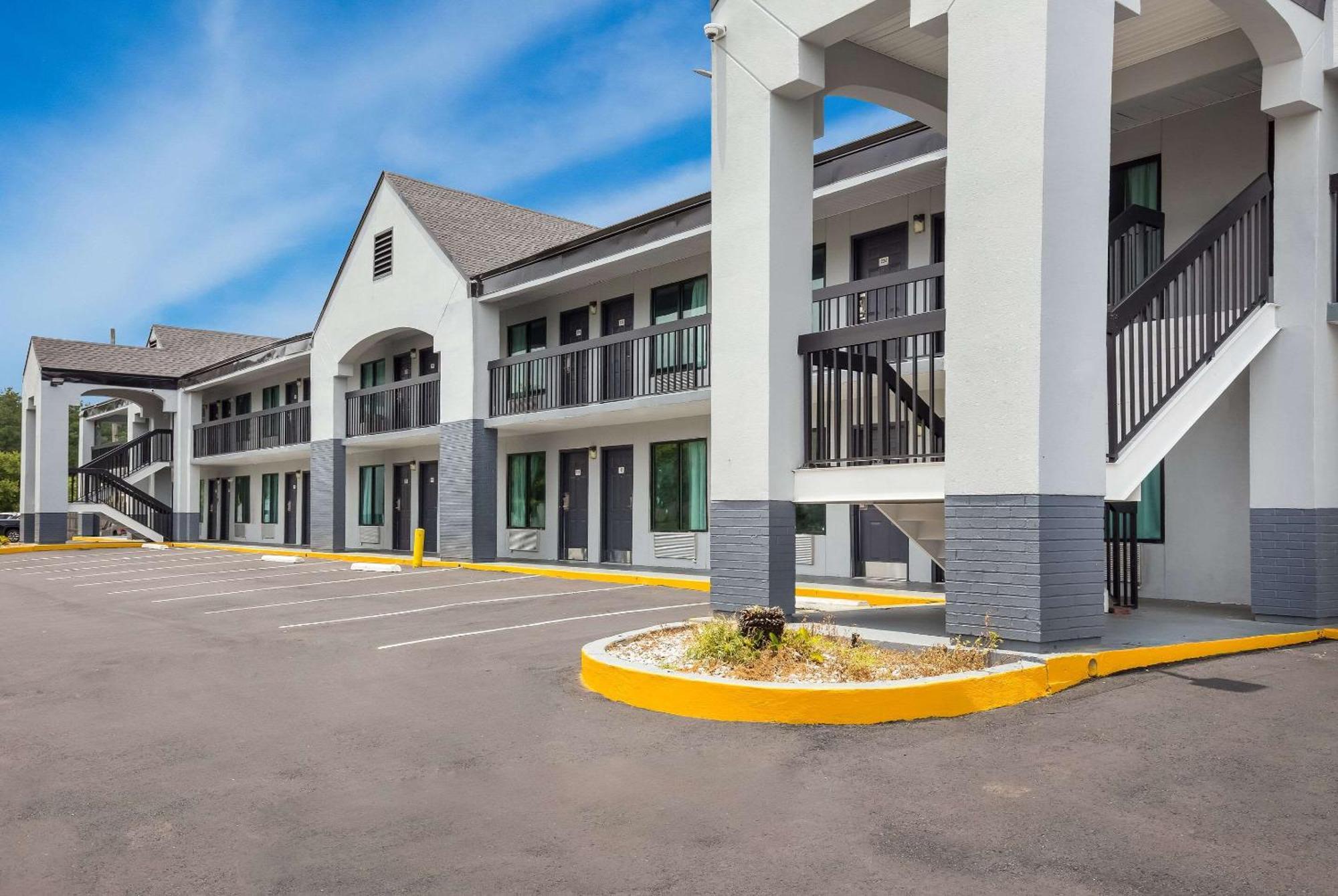 Econo Lodge Mobile Extérieur photo