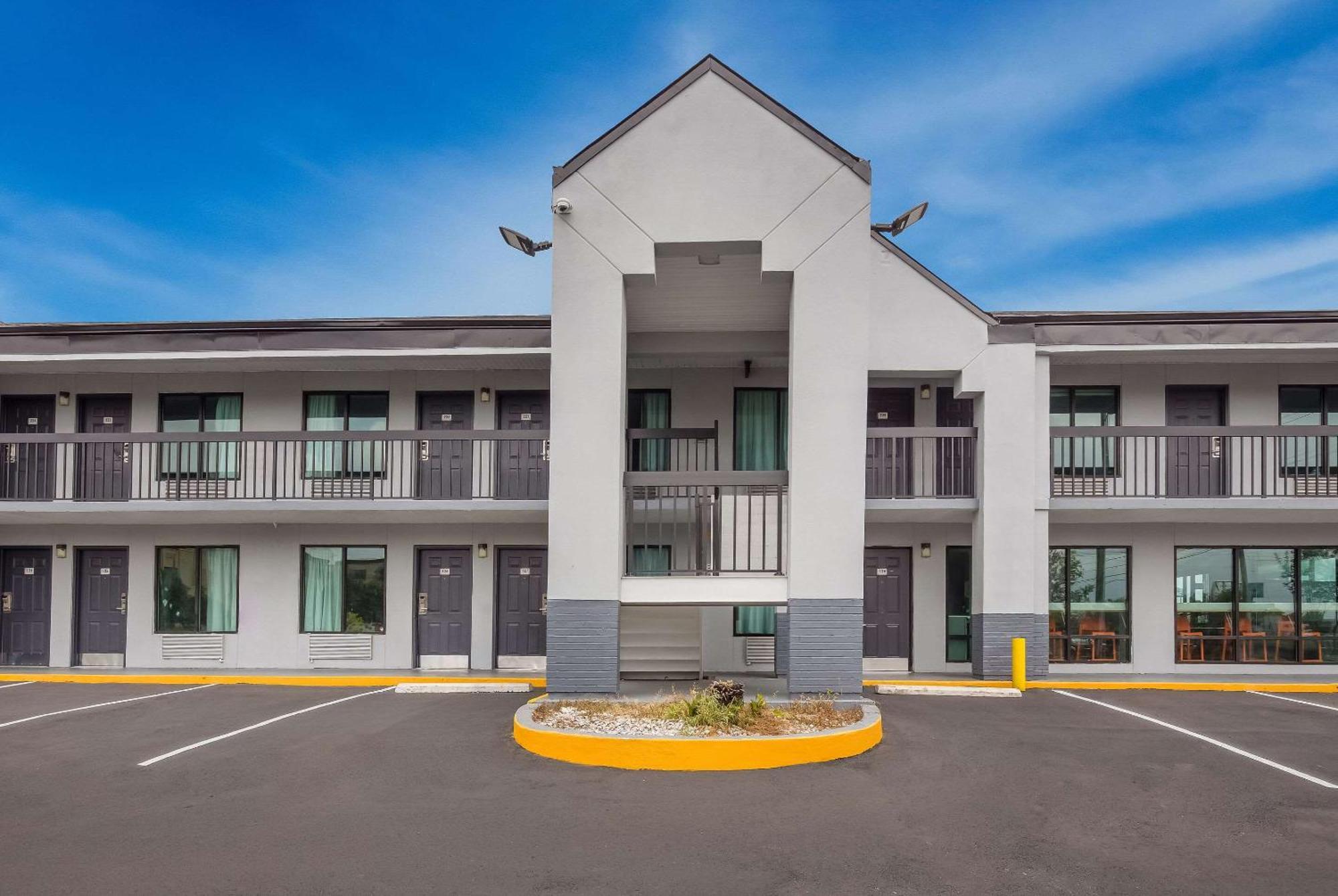 Econo Lodge Mobile Extérieur photo